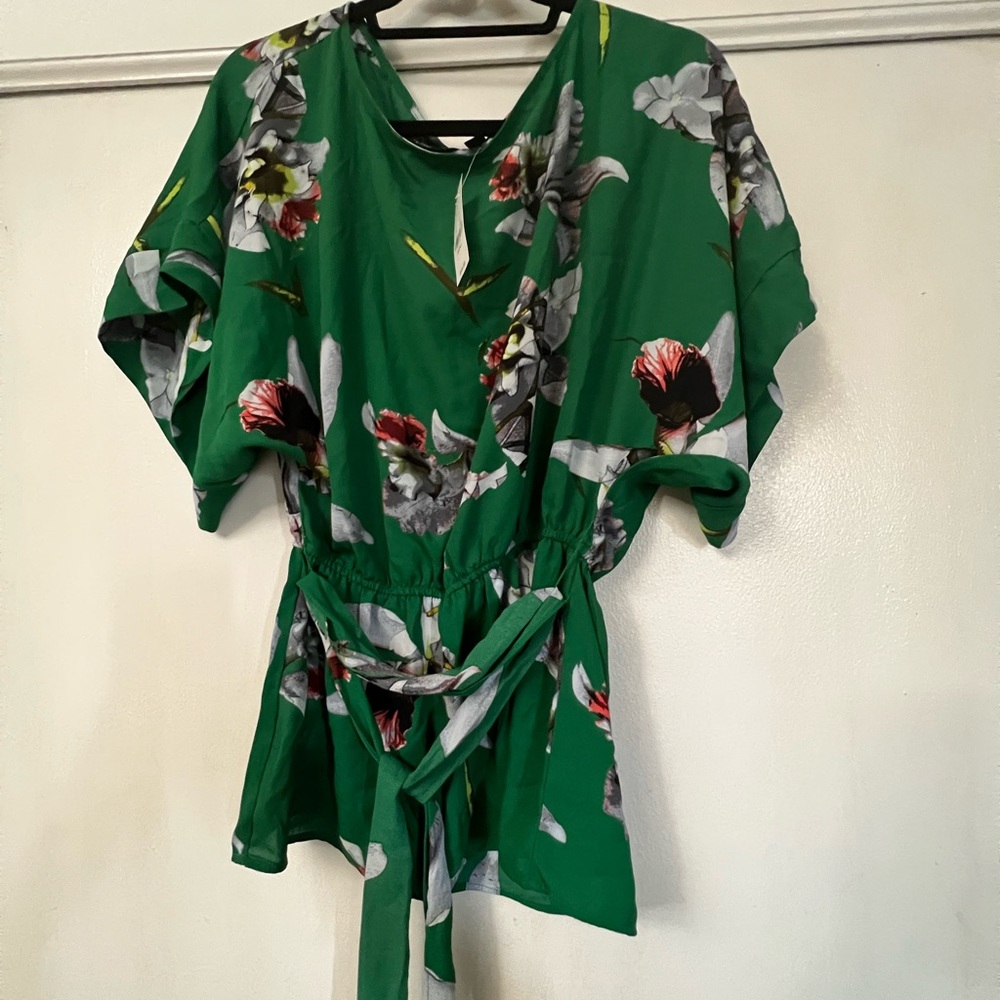 Floral top
